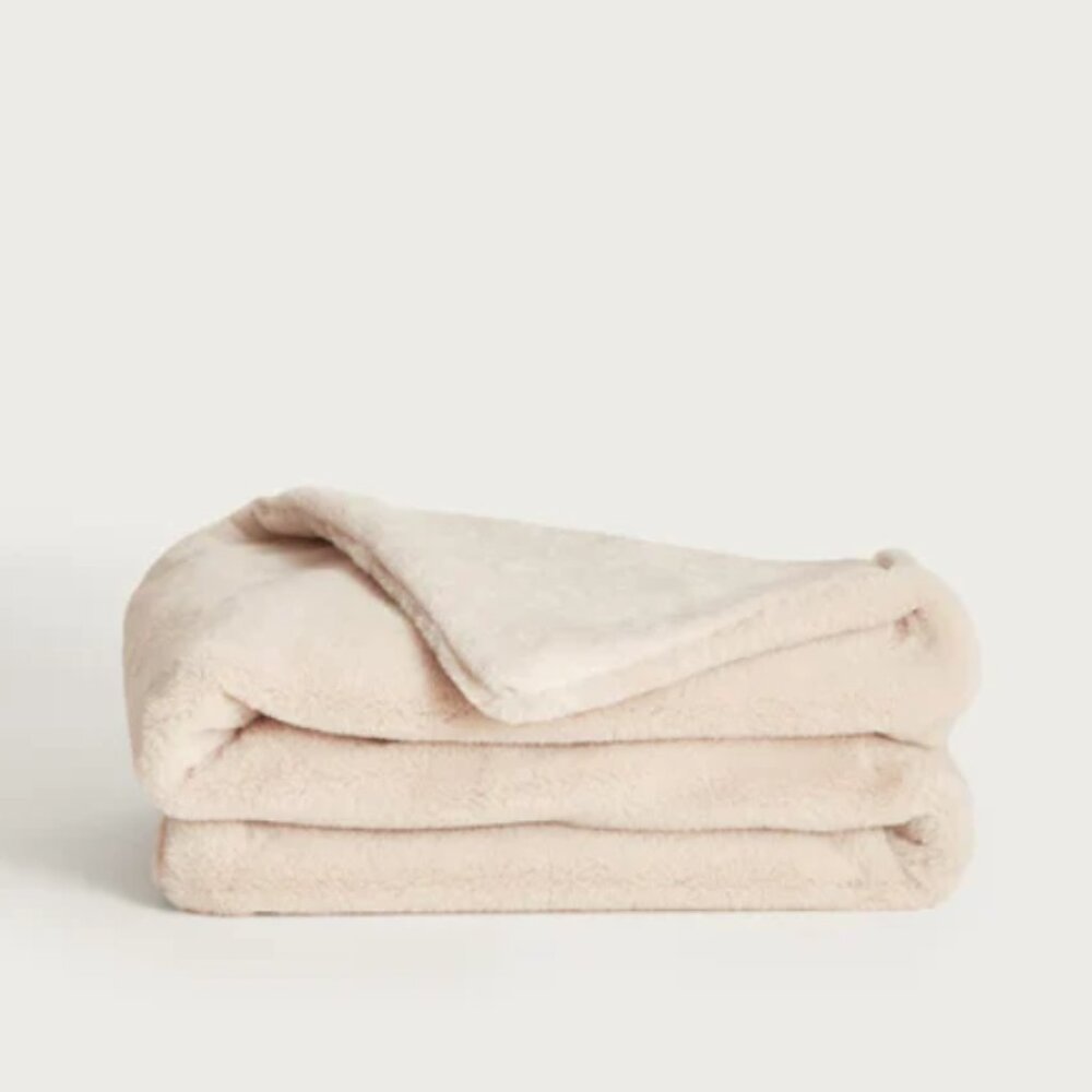 NIP Unhide Lil Marsh' Shade Beige Bear Size Small 50" x 60"